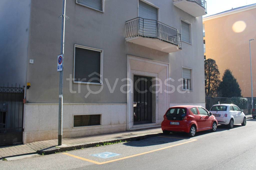 immagine annuncio 1 di 4