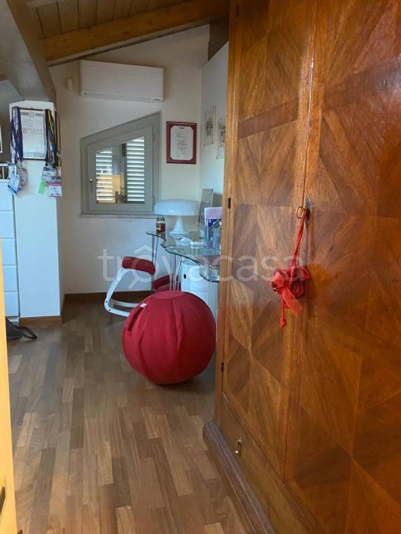 immagine annuncio 1 di 8