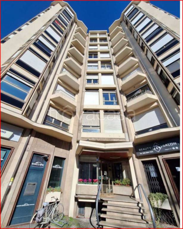 immagine annuncio 1 di 12