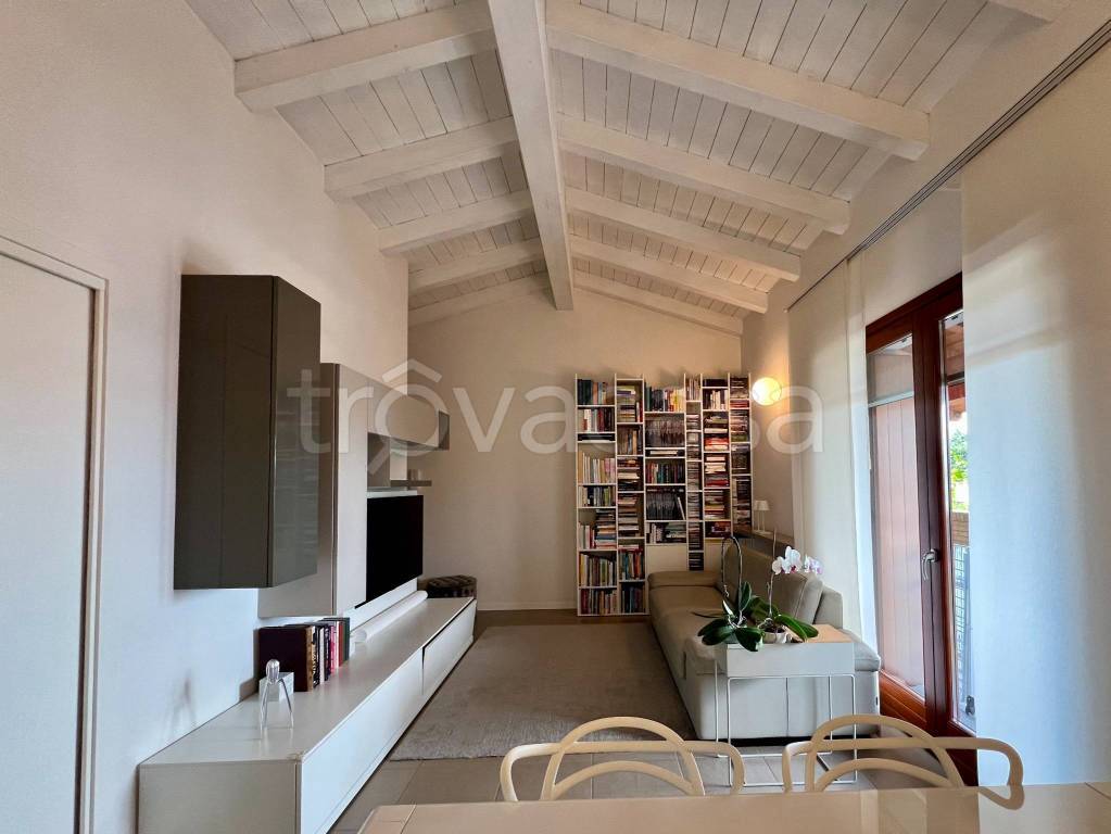 immagine annuncio 1 di 14