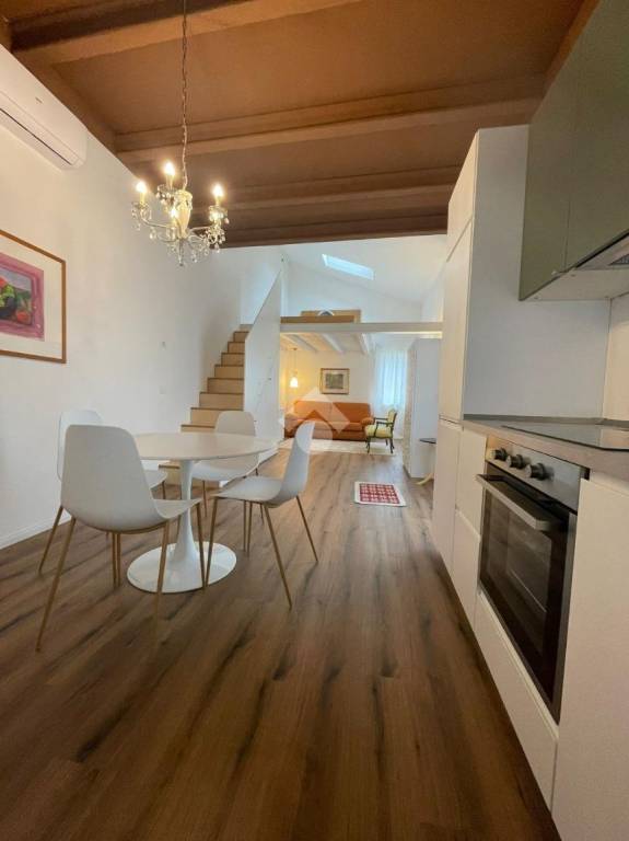 immagine annuncio 1 di 6