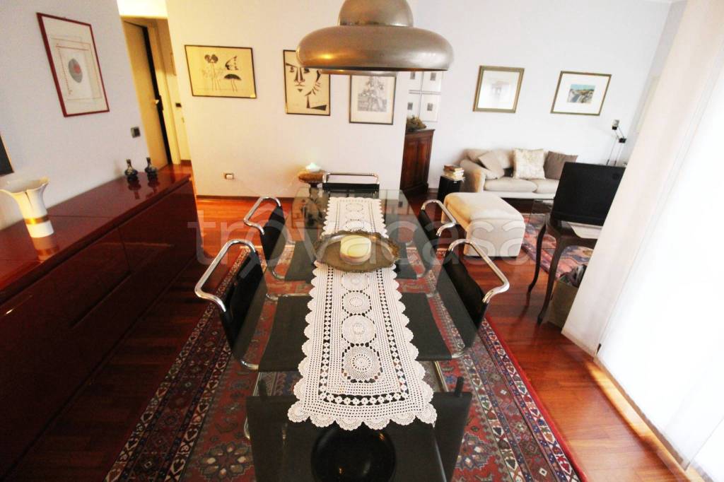 immagine annuncio 2 di 12