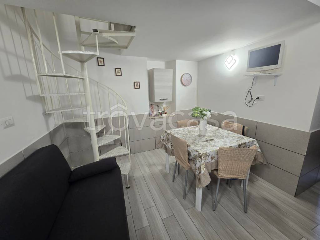 immagine annuncio 2 di 8