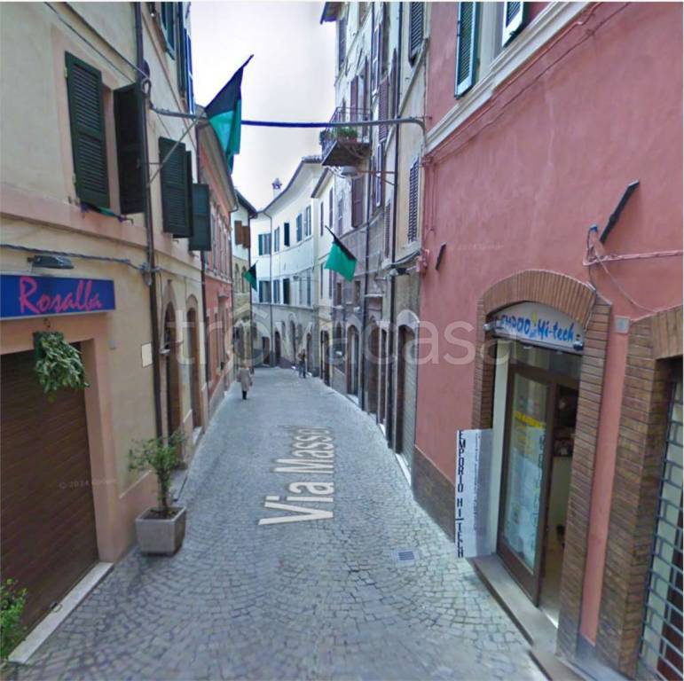 immagine annuncio 11 di 12