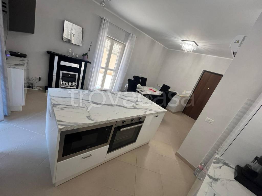 immagine annuncio 1 di 14