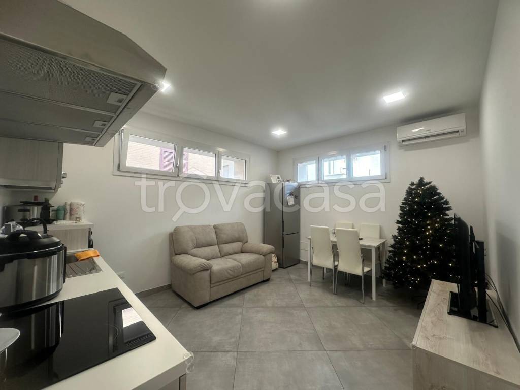 immagine annuncio 2 di 8