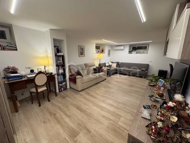 immagine annuncio 2 di 12