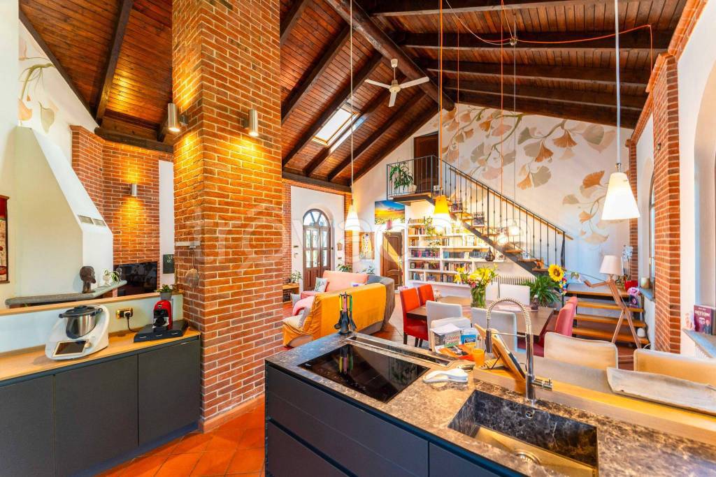 immagine annuncio 1 di 15