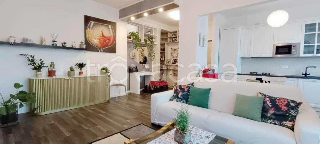 immagine annuncio 1 di 14