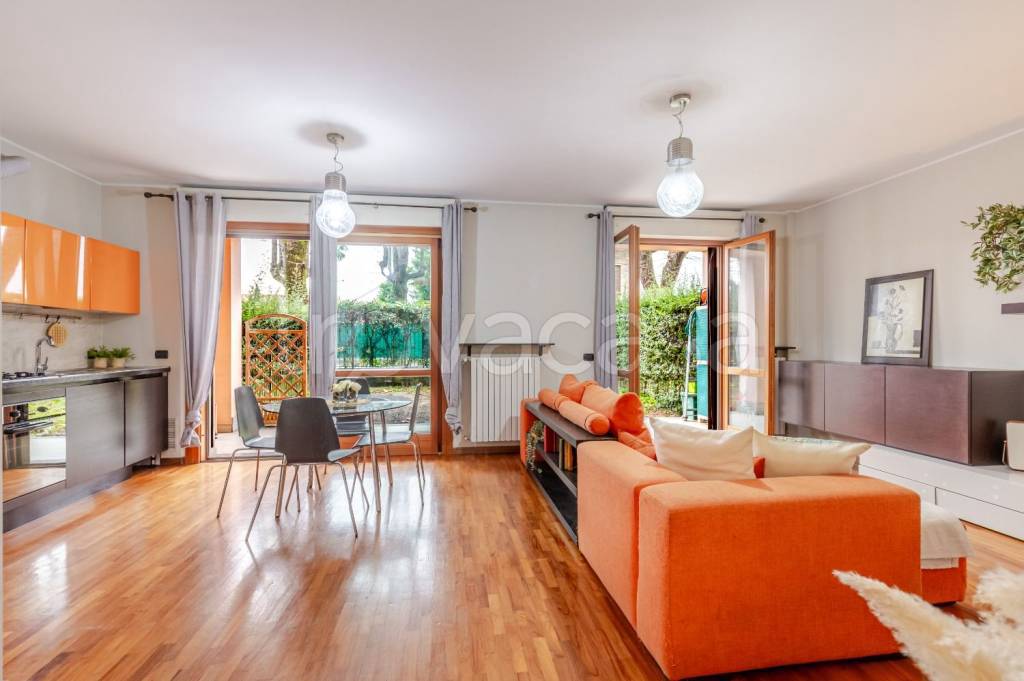 immagine annuncio 1 di 15