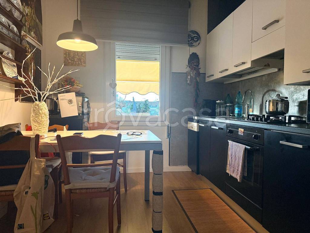 immagine annuncio 2 di 8