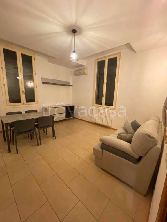 immagine annuncio 1 di 8