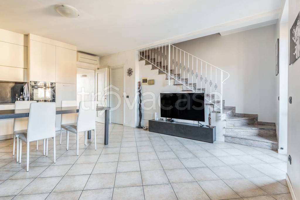 immagine annuncio 2 di 12