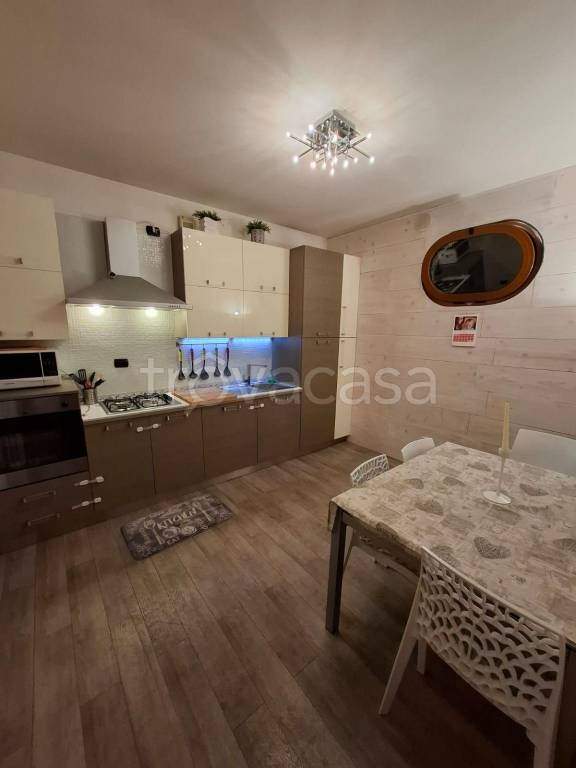 immagine annuncio 1 di 8