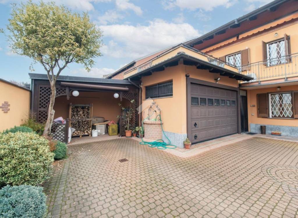 immagine annuncio 1 di 15