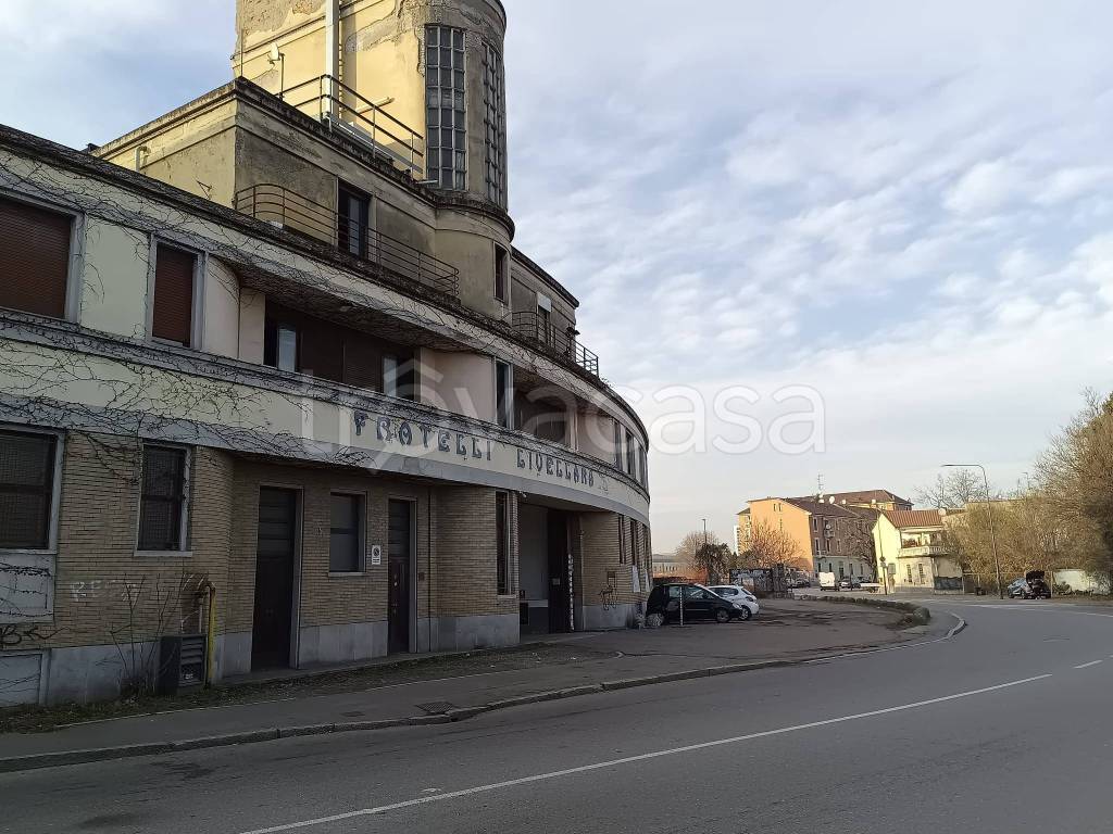 immagine annuncio 1 di 13