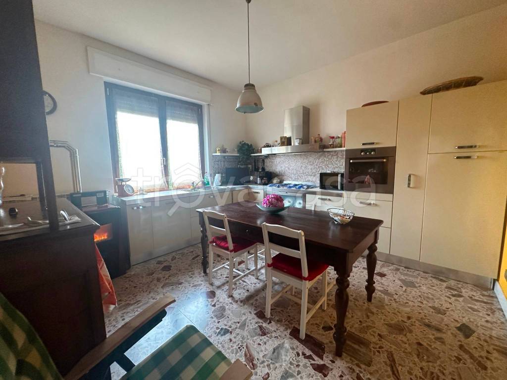 immagine annuncio 1 di 8