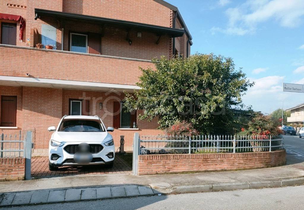 immagine annuncio 3 di 4