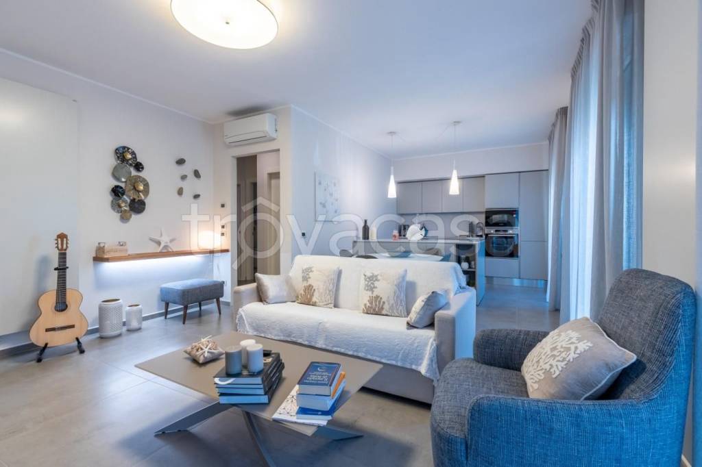 immagine annuncio 1 di 13