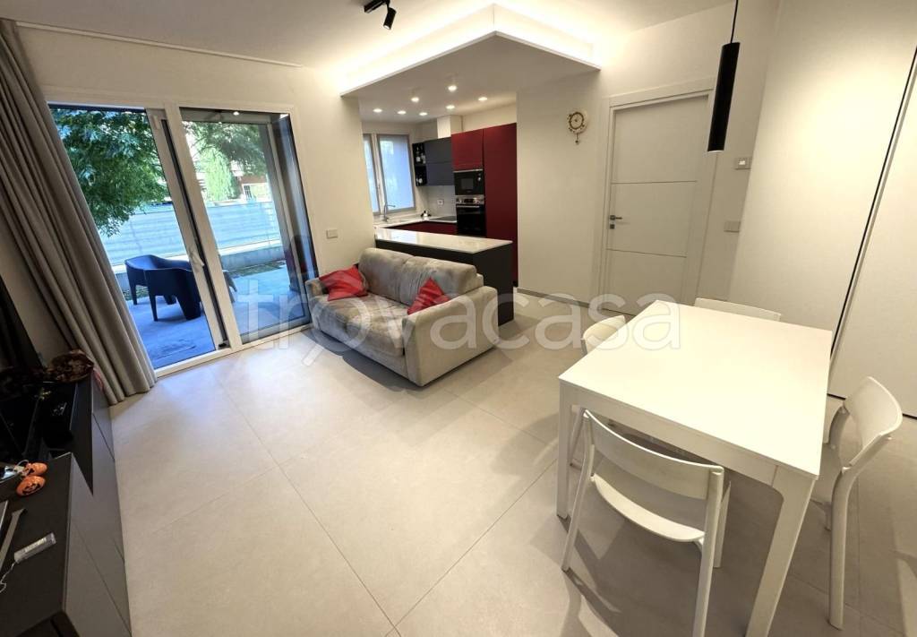 immagine annuncio 5 di 8