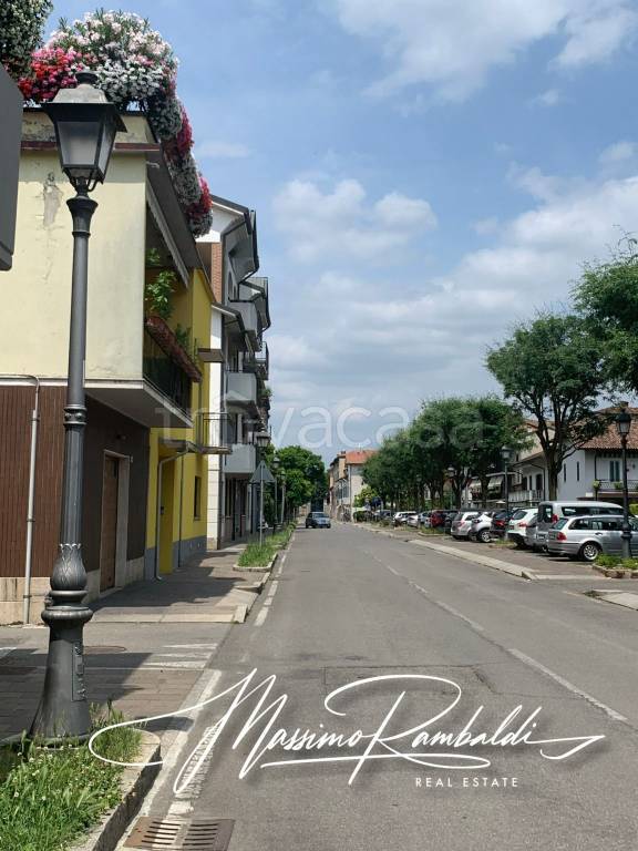 immagine annuncio 11 di 13