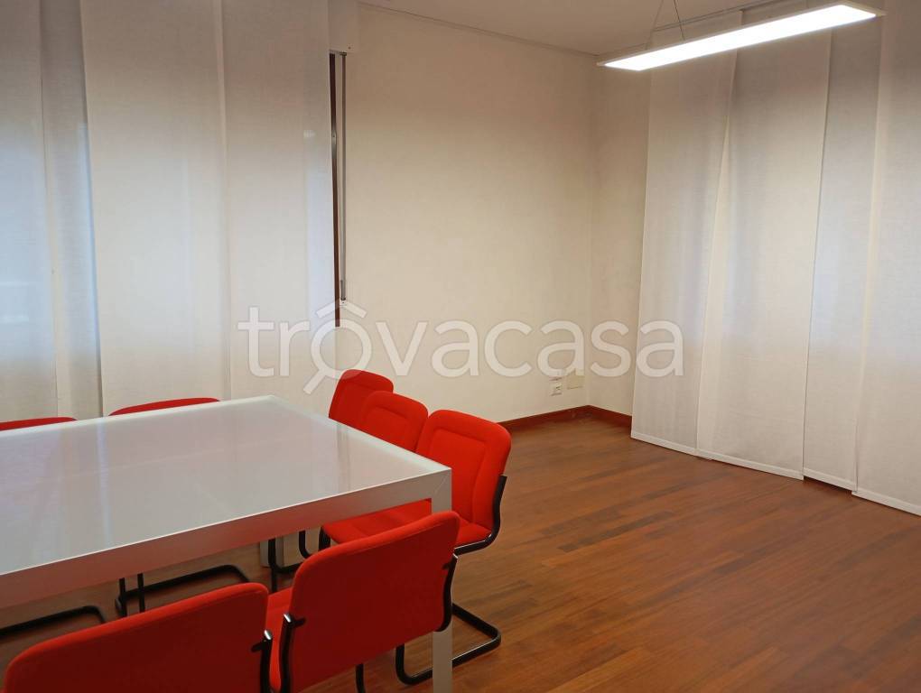 immagine annuncio 1 di 8