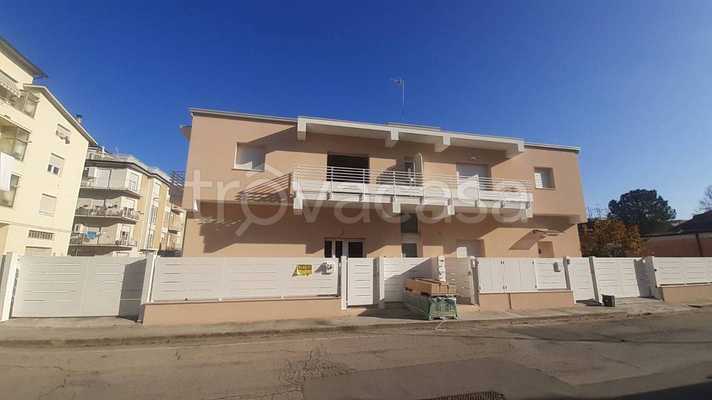 immagine annuncio 1 di 8