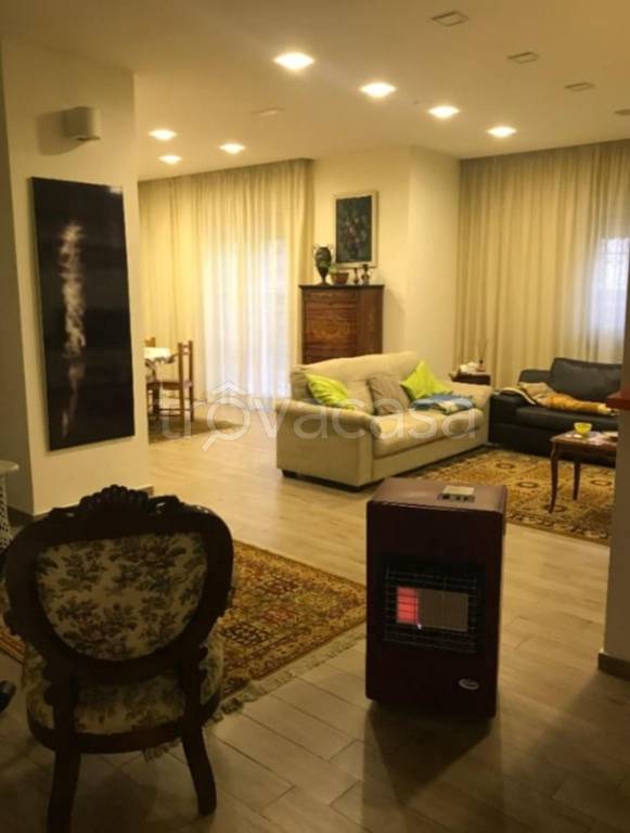 immagine annuncio 2 di 13