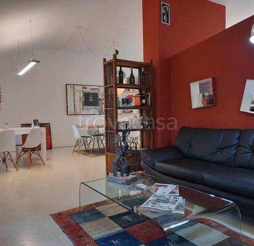 immagine annuncio 1 di 8