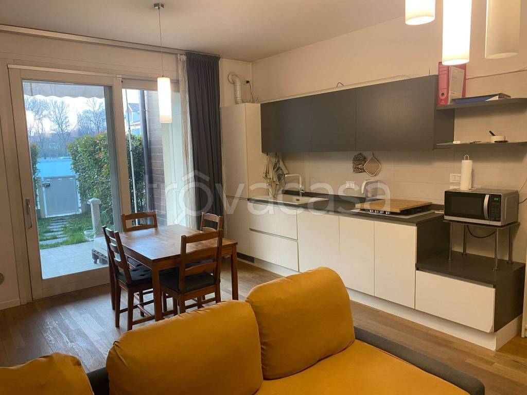 immagine annuncio 1 di 12