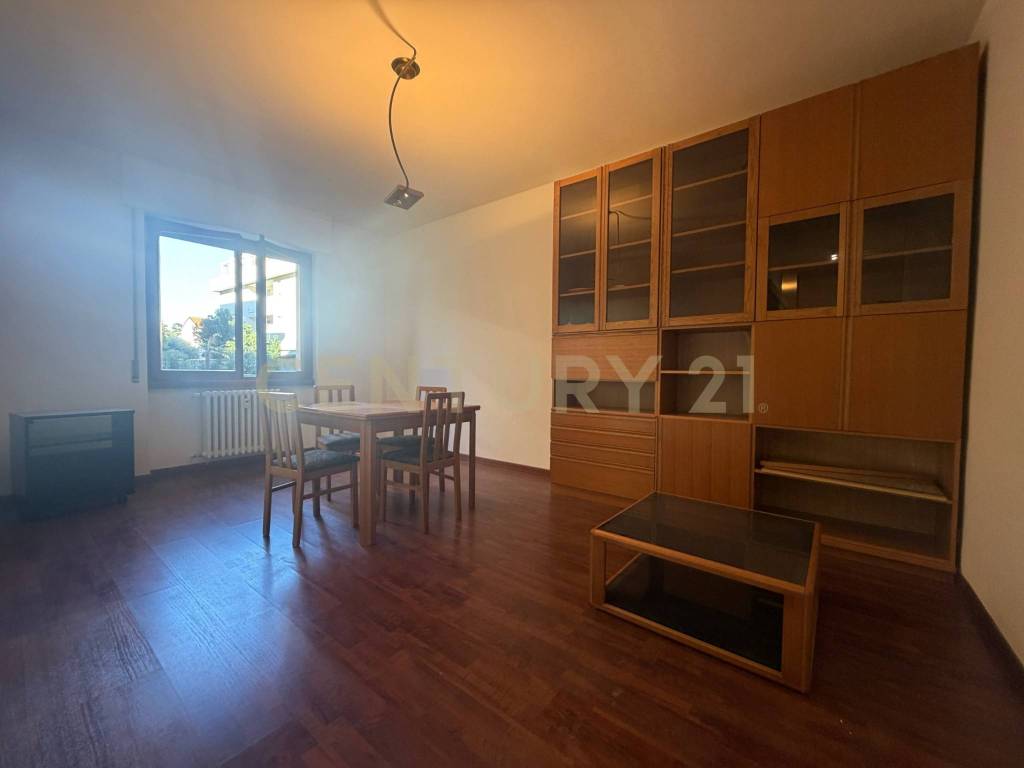 immagine annuncio 1 di 8