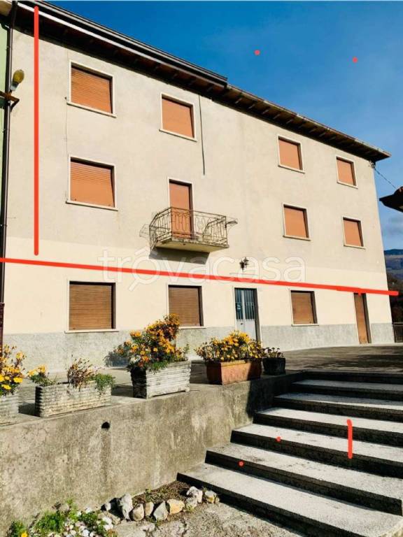 casa indipendente in vendita a Sant'Omobono Terme in zona Valsecca