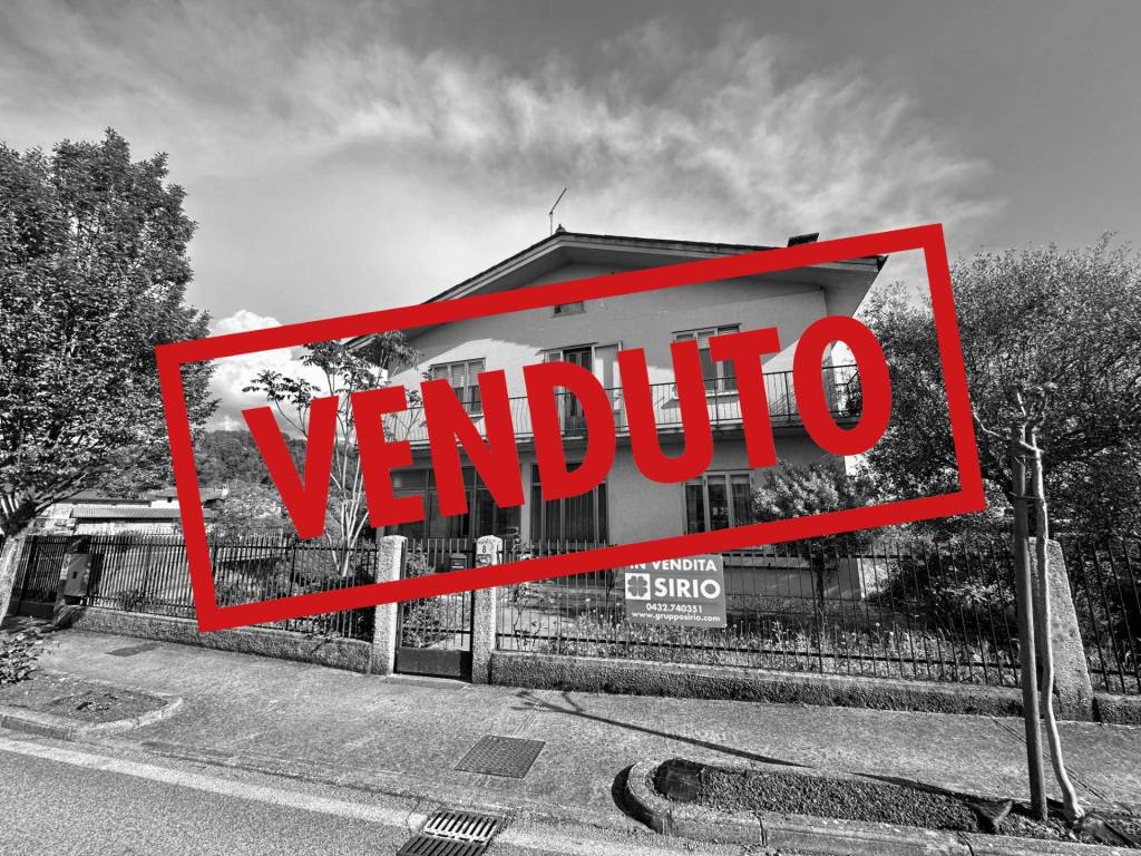 casa indipendente in vendita a Corno di Rosazzo