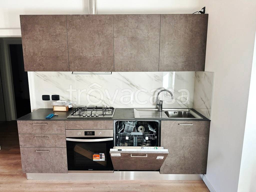 immagine annuncio 2 di 13