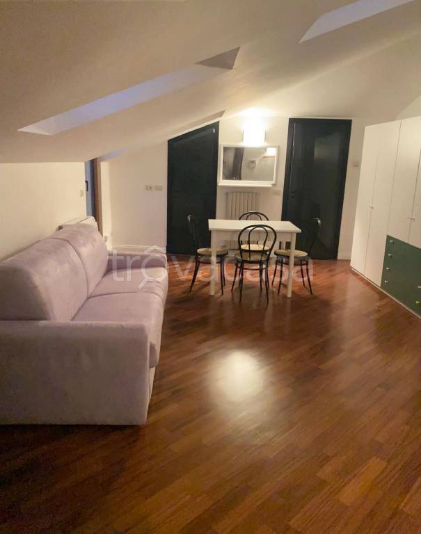 immagine annuncio 1 di 8