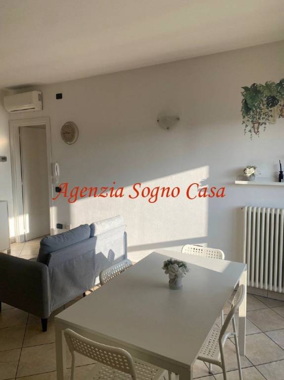 immagine annuncio 1 di 8