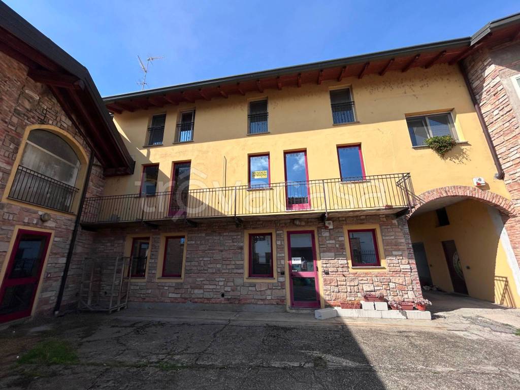 immagine annuncio 1 di 15