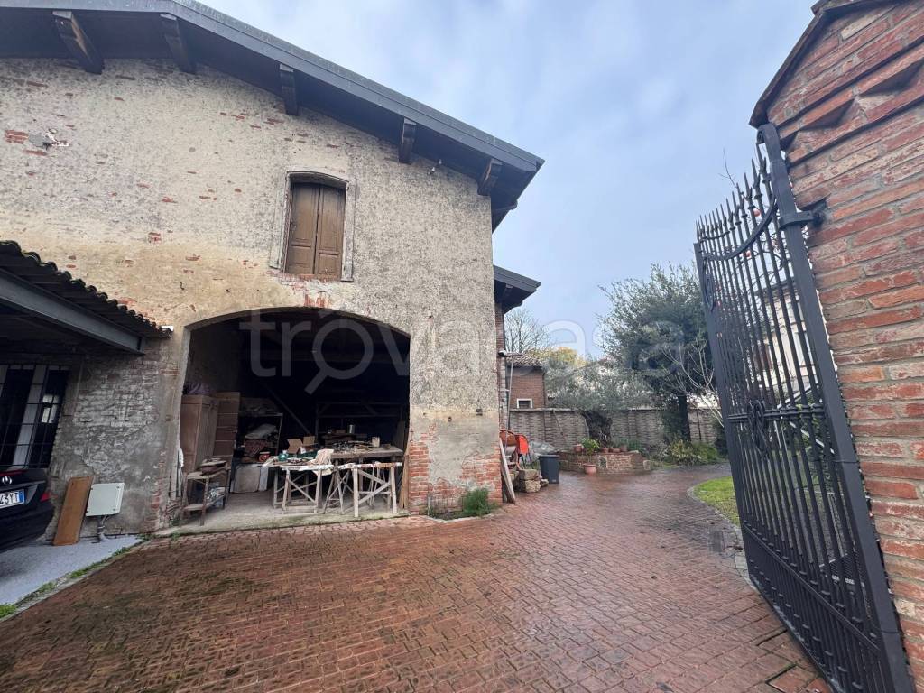 immagine annuncio 1 di 15