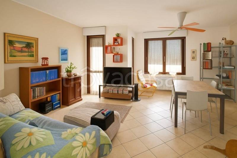 immagine annuncio 1 di 8