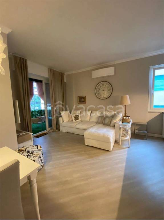 immagine annuncio 2 di 12