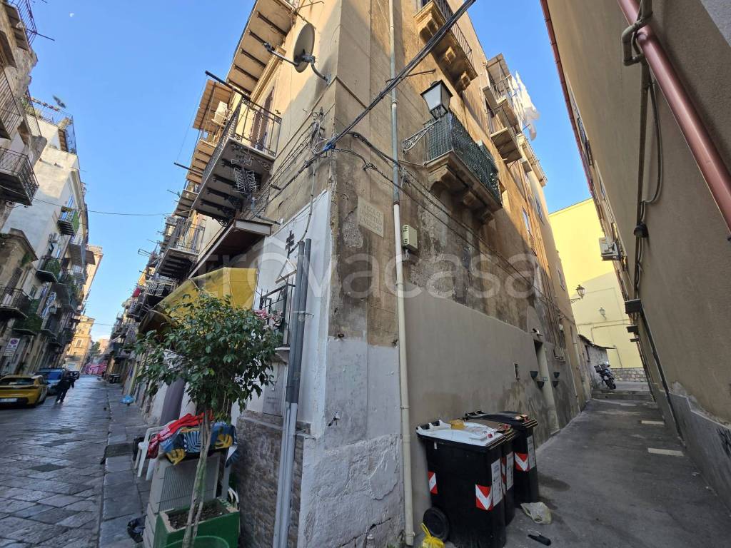 appartamento in vendita a Palermo in zona Centro storico