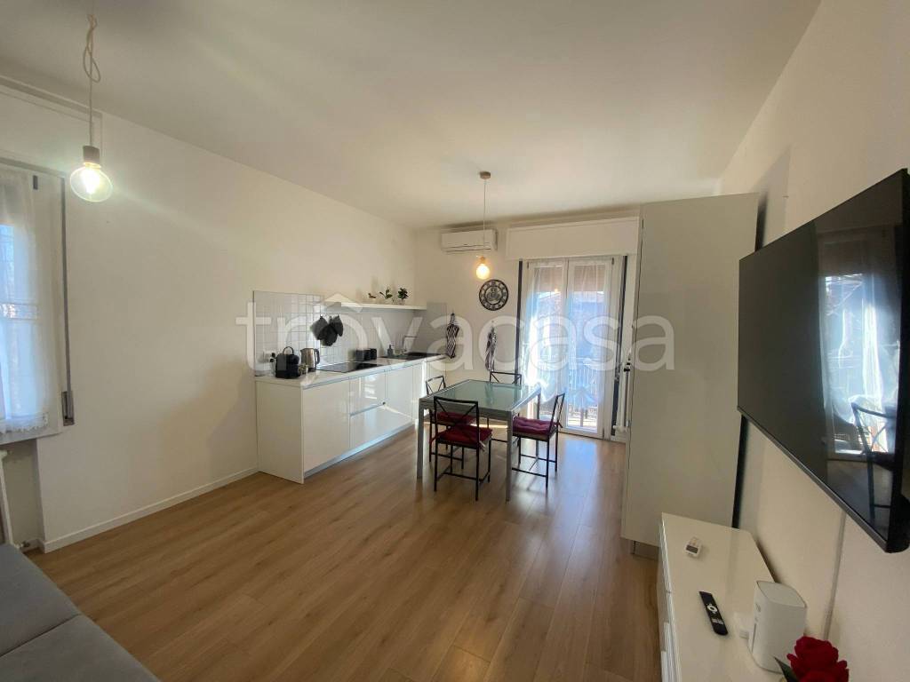 immagine annuncio 1 di 14