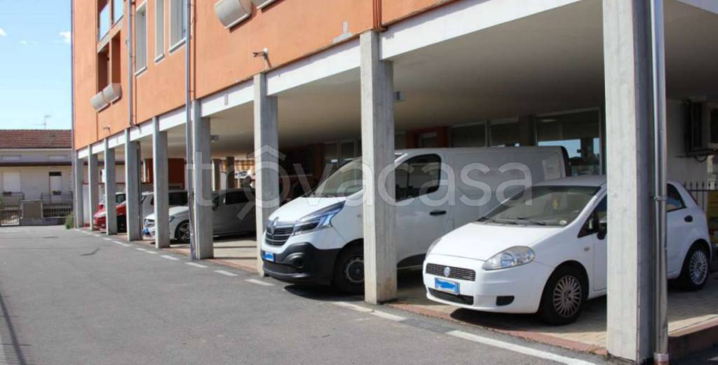 immagine annuncio 1 di 13