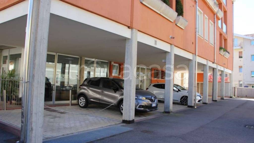 immagine annuncio 2 di 13