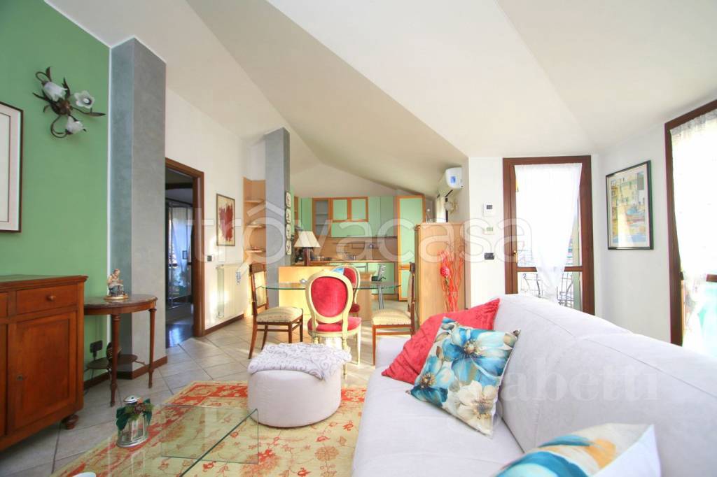 immagine annuncio 1 di 15