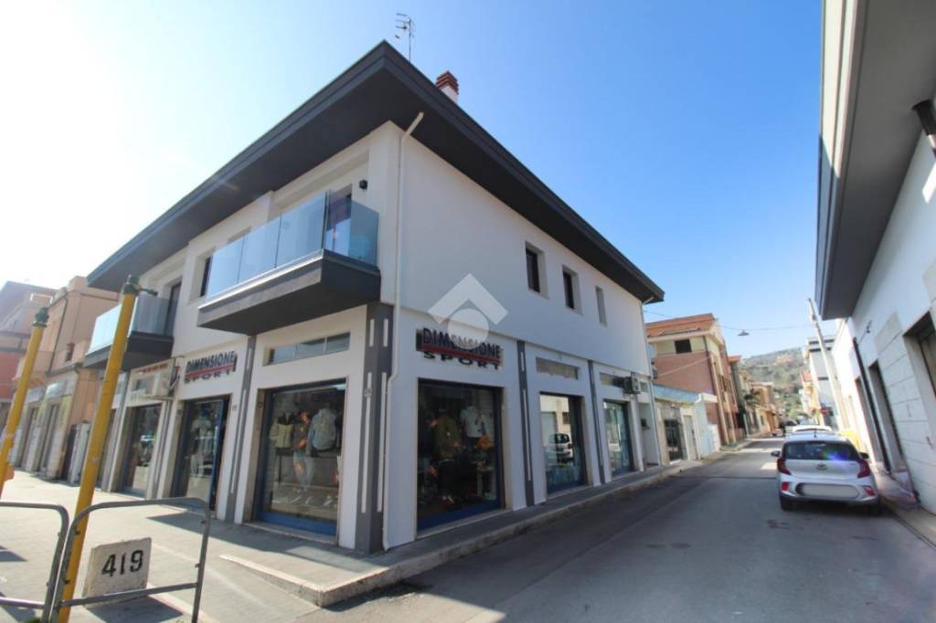 immagine annuncio 5 di 8