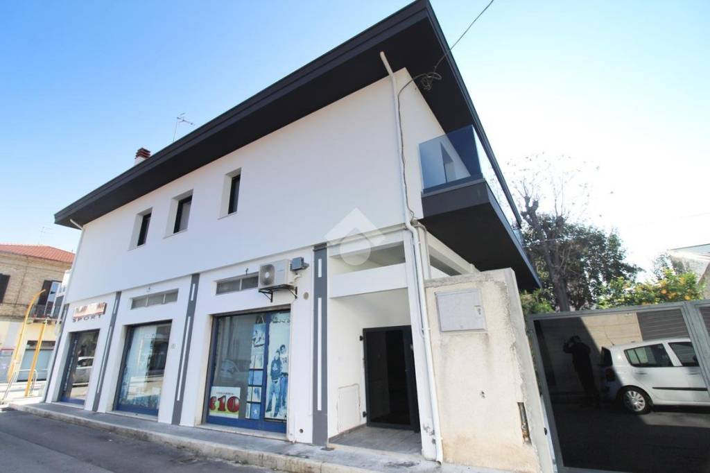 immagine annuncio 7 di 8