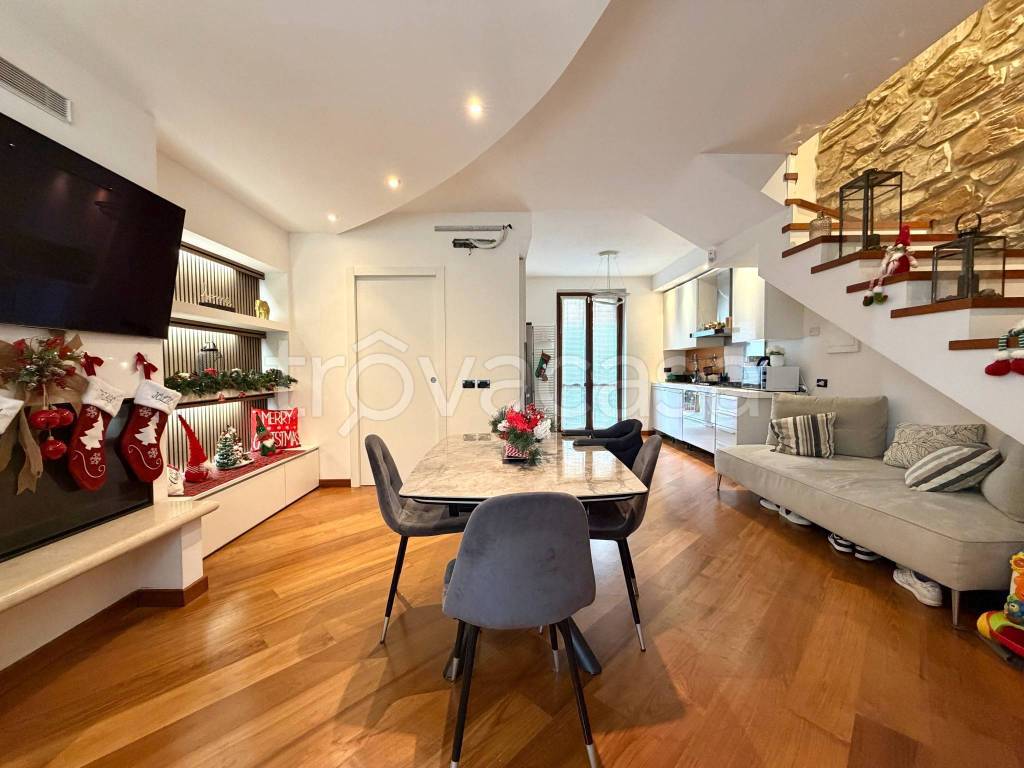 immagine annuncio 1 di 11