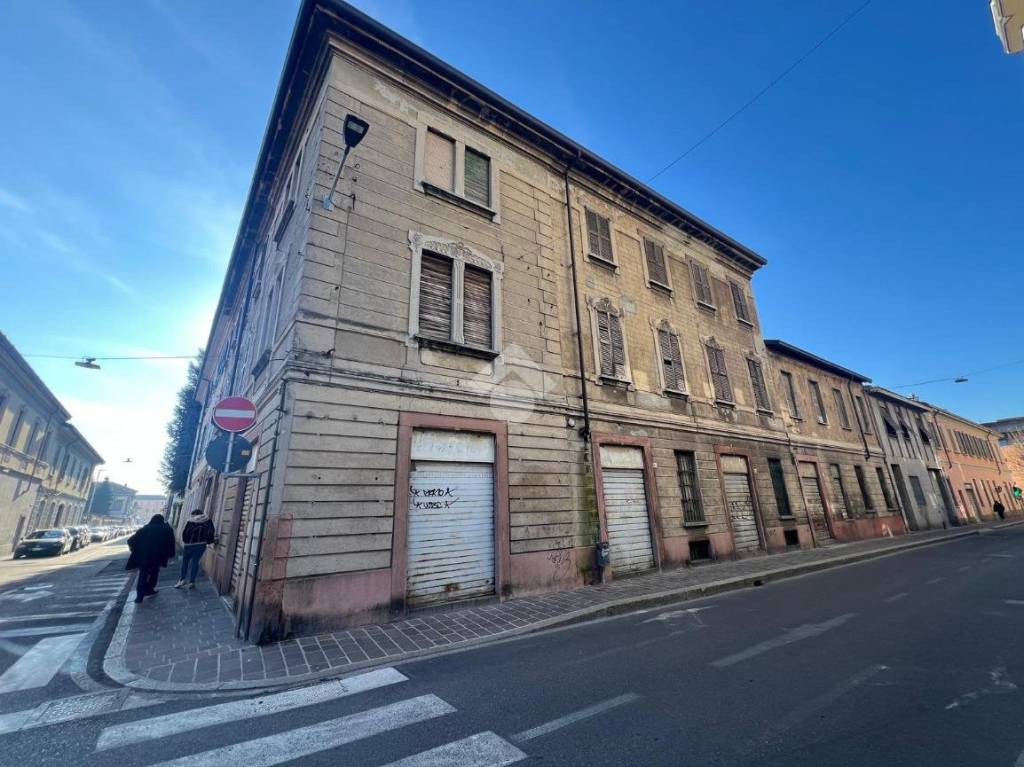 immagine annuncio 1 di 9