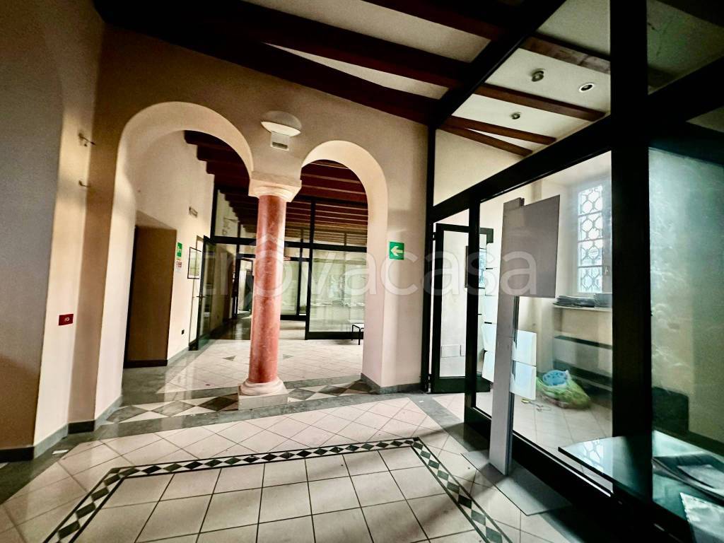 immagine annuncio 1 di 14